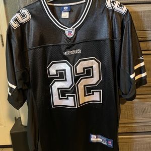 Cool Emmitt Smith Old School Jersey excellent condition Loved it!